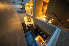 Azabu Modern House