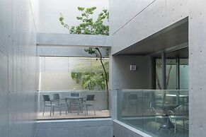 Azabu Modern House