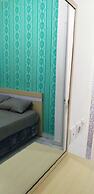 Studio Room Apartment Aeropolis by Rusdi