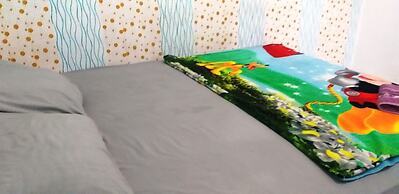 Studio Room Apartment Aeropolis by Rusdi