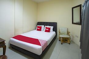 OYO 90160 Kl City Lodge