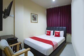 OYO 90160 Kl City Lodge