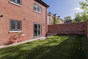 Moseley Gardens