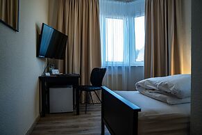 E&D Hotel