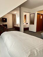 E&D Hotel