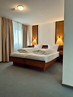 E&D Hotel