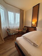 E&D Hotel