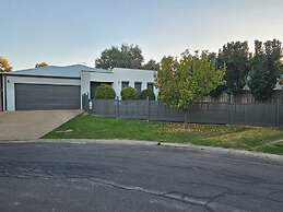 Indulge Luxury Homes - Dockside Marina