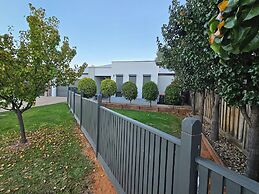 Indulge Luxury Homes - Dockside Marina