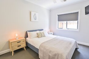 Indulge Luxury Homes - Dockside Marina