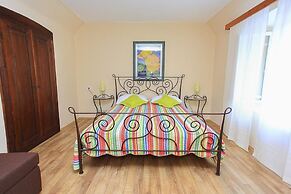 Apartment & Rooms Savonari