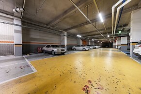 Golden Business Hotel