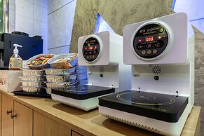 Golden Business Hotel