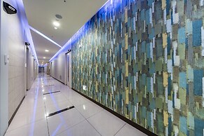 Golden Business Hotel