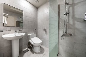 Golden Business Hotel