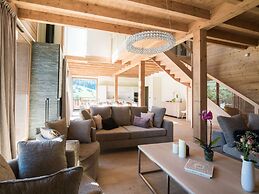 Nice Chalet With Fireplace in Megeve