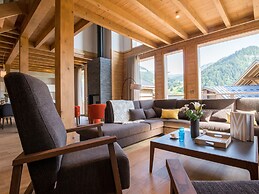 Nice Chalet With Fireplace in Megeve