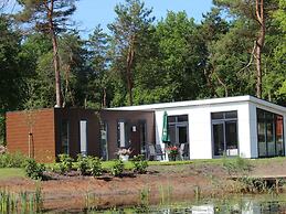 Light Bungalow With Dishwasher, Near Maastricht