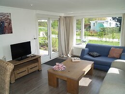 Comfortable Chalet With Dishwasher, Near Maastricht