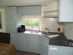 Comfortable Chalet With Dishwasher, Near Maastricht
