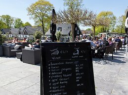 Wooden Chalet With Dishwasher, Near Maastricht