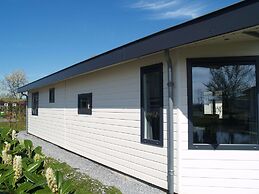 Well-kept Chalet not far From the Biesbosch