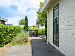 Well-kept Chalet not far From the Biesbosch
