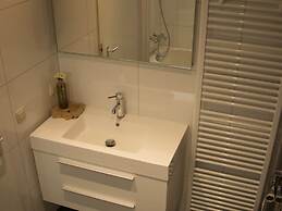 Modern, Spacious, Detached Holiday Home, Near Alkmaar