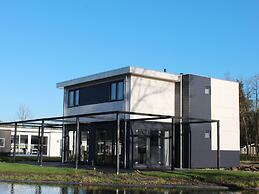 Modern, Spacious, Detached Holiday Home, Near Alkmaar