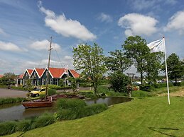 Modern, Spacious, Detached Holiday Home, Near Alkmaar