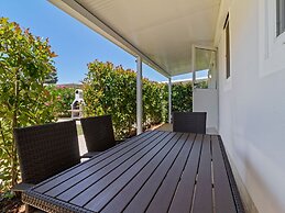 Classy Mobile Home in Banjole With Garden