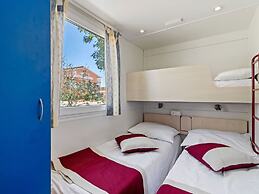 Classy Mobile Home in Banjole With Garden