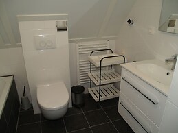 Detached Holiday Home on the Markermeer near Amsterdam