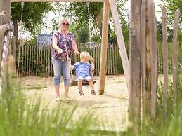 Detached Holiday Home on the Markermeer near Amsterdam