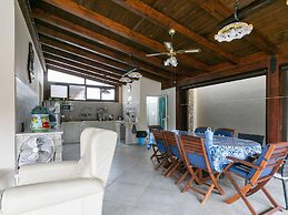 Belvilla by OYO Villa Kiara