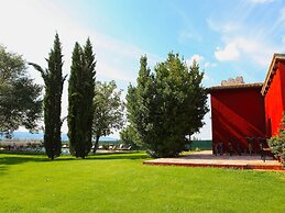 Belvilla by Oyo Acquatino Due