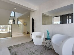 Villa in Vodnjan With Swimming Pool