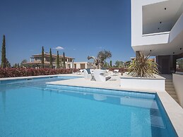 Villa in Vodnjan With Swimming Pool