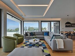 Villa in Vodnjan With Swimming Pool