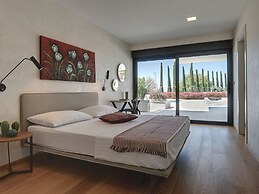 Villa in Vodnjan With Swimming Pool