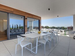 Villa in Vodnjan With Swimming Pool