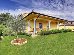 Villa in Vodnjan With Private Swimming Pool