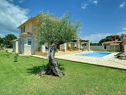 Rustic Villa in Vodnjan With Private Pool