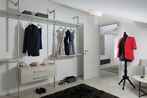 Luxury Apartment With Hot Tub and Sea View, Near the Beach and Close t