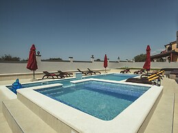 Villa in Pula With sea Beach