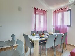 Villa in Pula With sea Beach