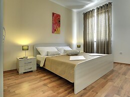 Modern Holiday Home With Pool in Medulin