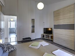 Modern Holiday Home With Pool in Medulin