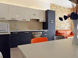 Modern Villa With Swimming Pool