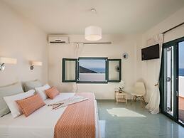 Luxury Villa With Amazing Sea Views, Private Pool, Near the Beach